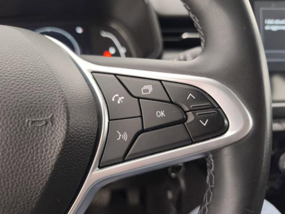 Renault Clio Full Hybrid E-Tech 140 CV 5 porte Business (15)