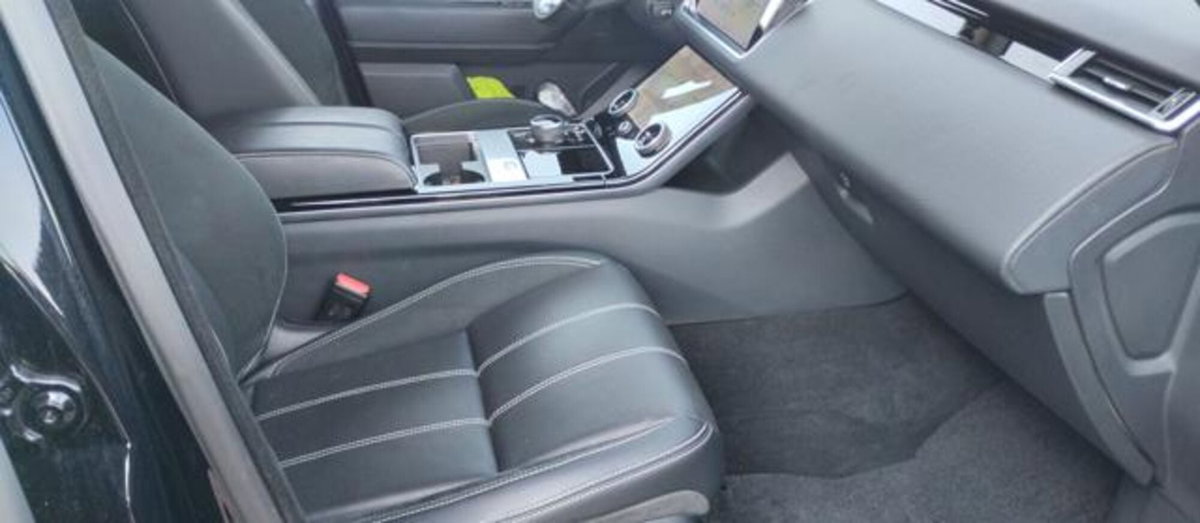 Land Rover Range Rover Velar 2.0D I4 180 CV (6)