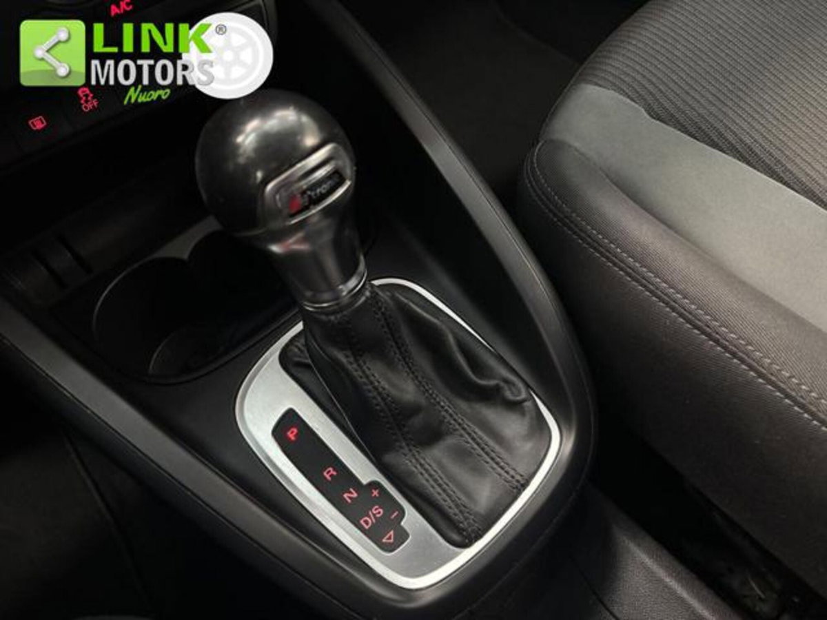 Audi A1 Sportback 1.6 TDI 116 CV Sport (16)