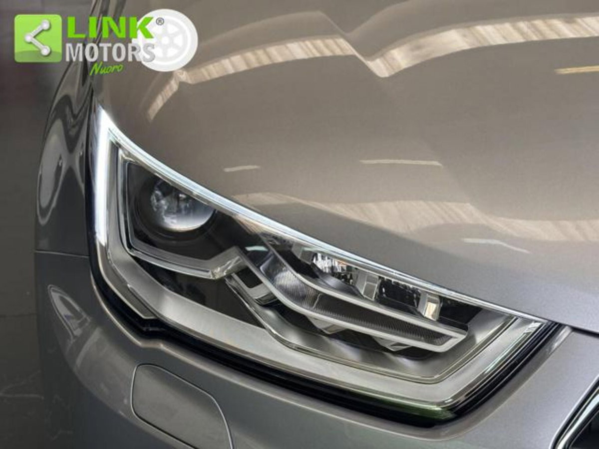 Audi A1 Sportback 1.6 TDI 116 CV Sport (9)
