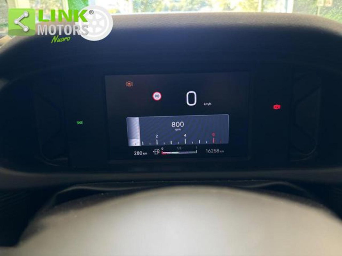 Jeep Avenger 1.2 turbo Longitude fwd 100cv (13)
