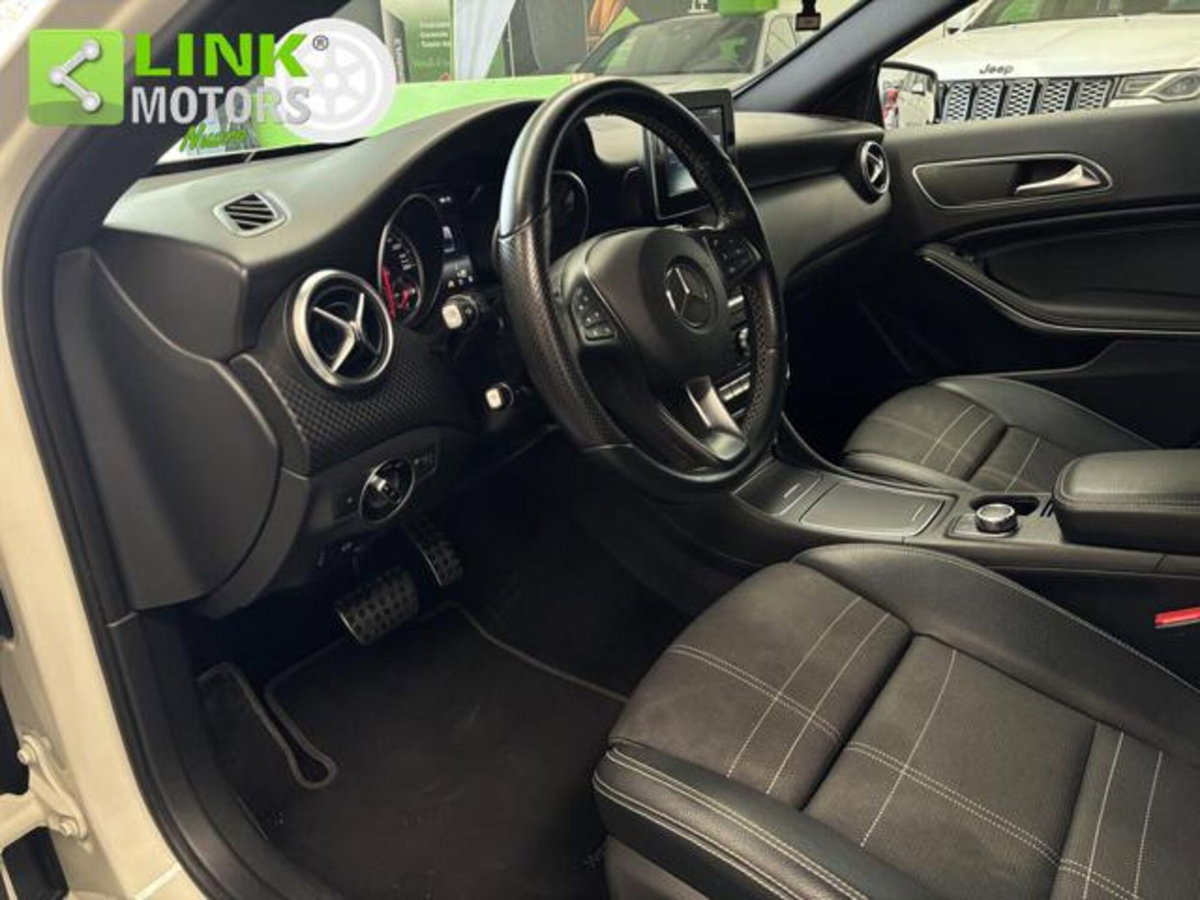 Mercedes-Benz CLA 180 d Automatic Sport Night (11)