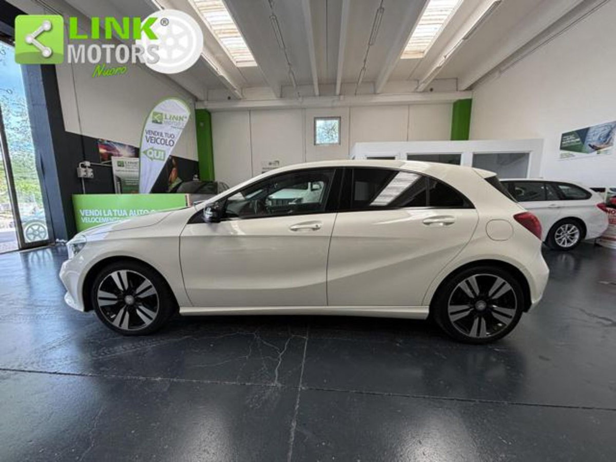 Mercedes-Benz CLA 180 d Automatic Sport Night (2)