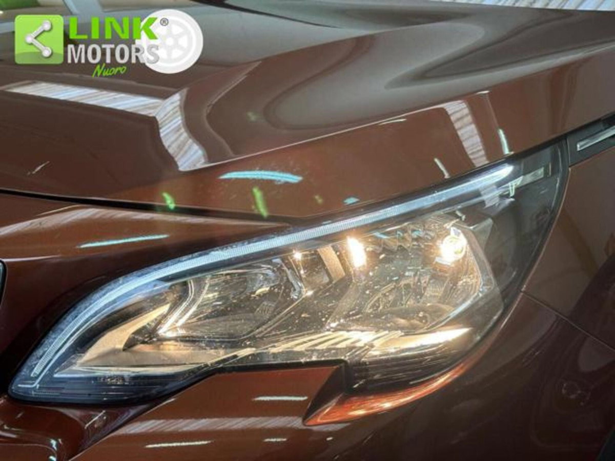 Peugeot 3008 BlueHDi 130 S&S Allure (18)
