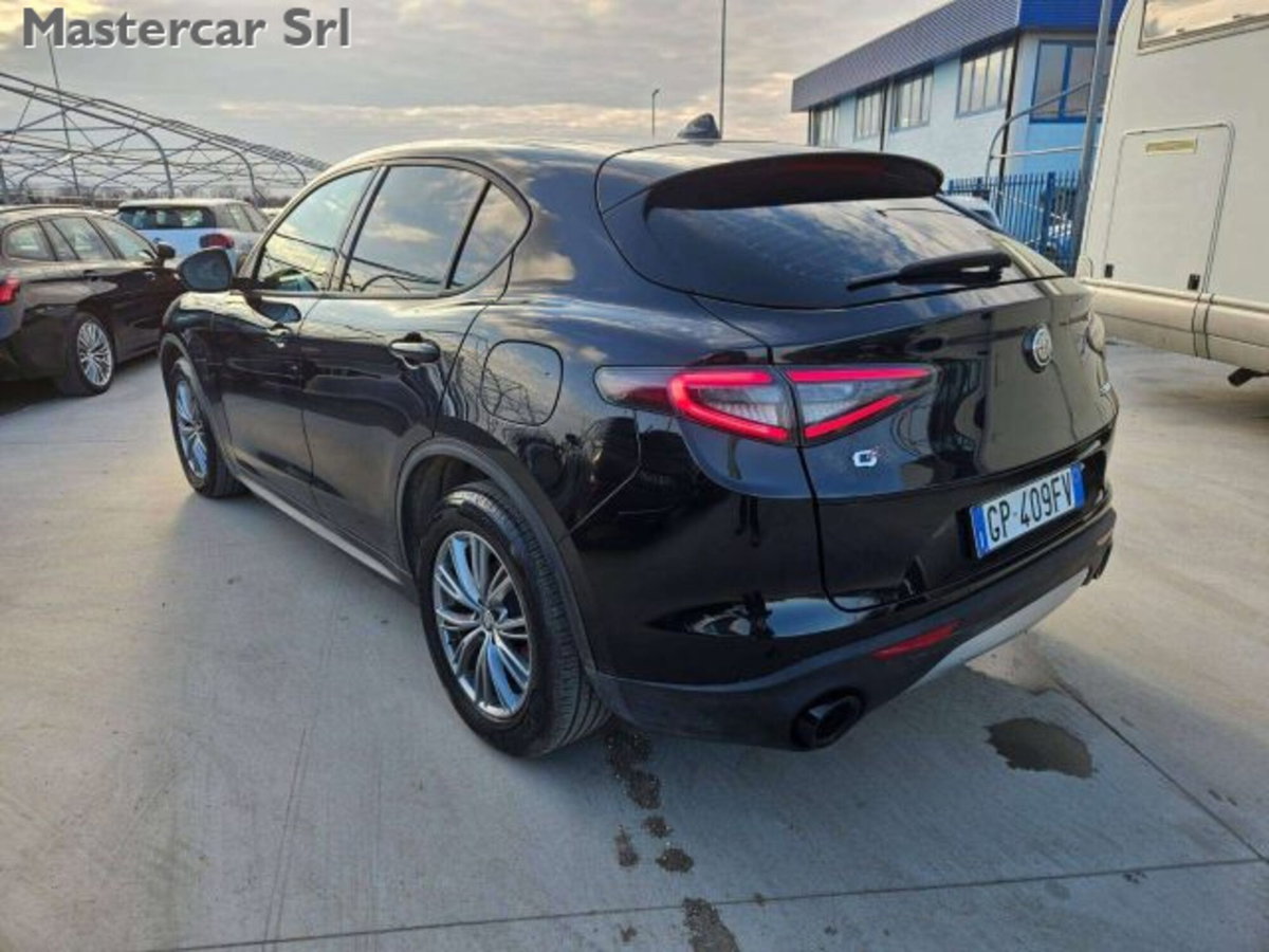 Alfa Romeo Stelvio 2.2 t Intensa Q4 210cv auto (7)