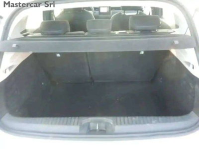 Renault Clio 1.0 tce Techno 90cv (8)