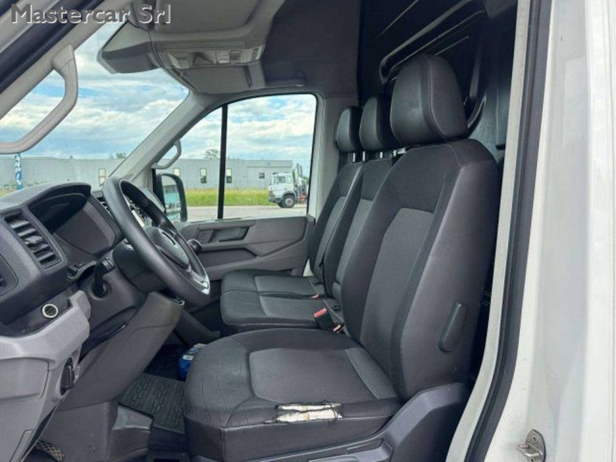 Volkswagen Veicoli Commerciali Crafter Furgone 30 2.0 tdi 140cv L3H3 Logistic auto (10)