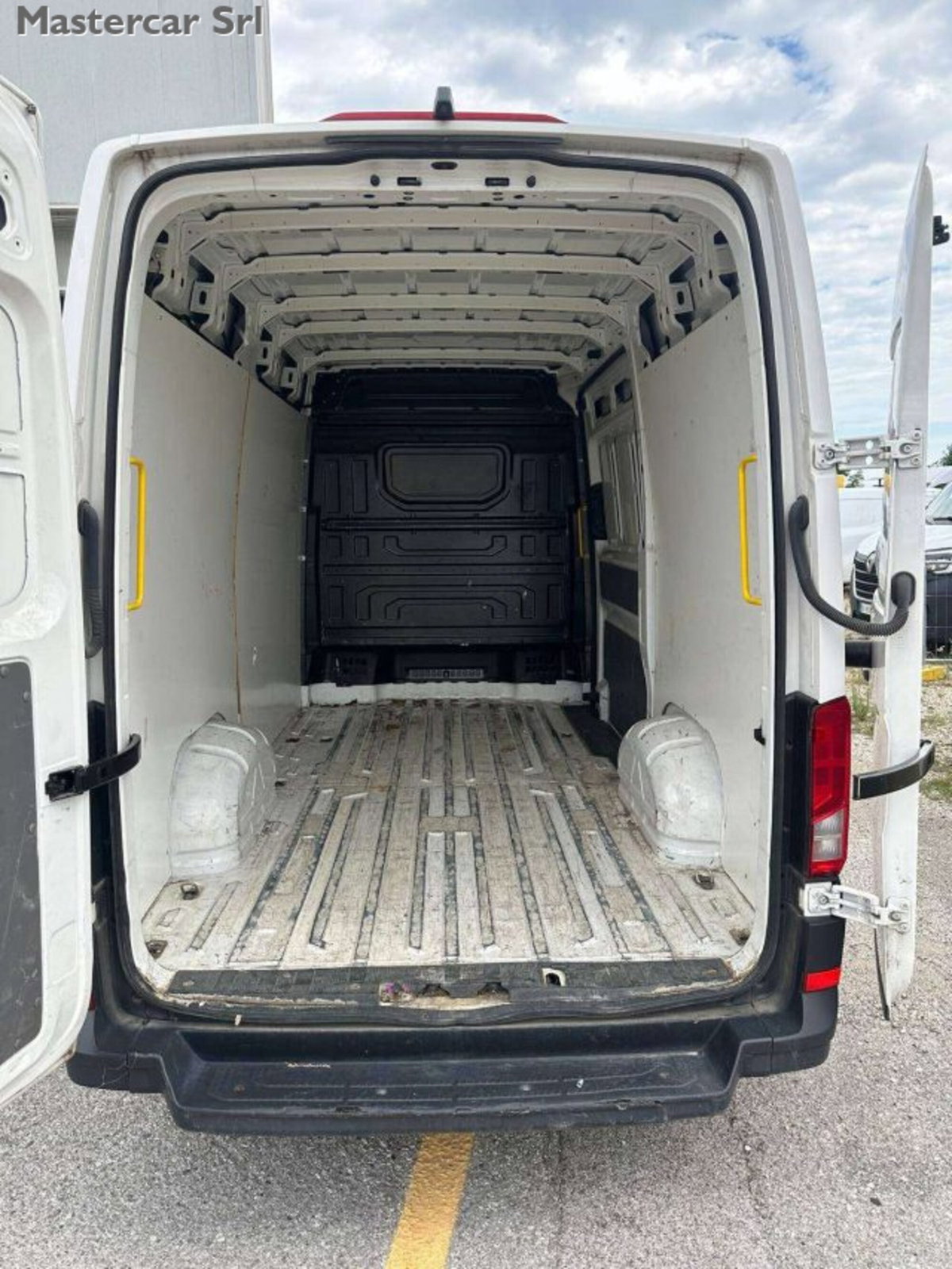 Volkswagen Veicoli Commerciali Crafter Furgone 30 2.0 tdi 140cv L3H3 Logistic auto (14)