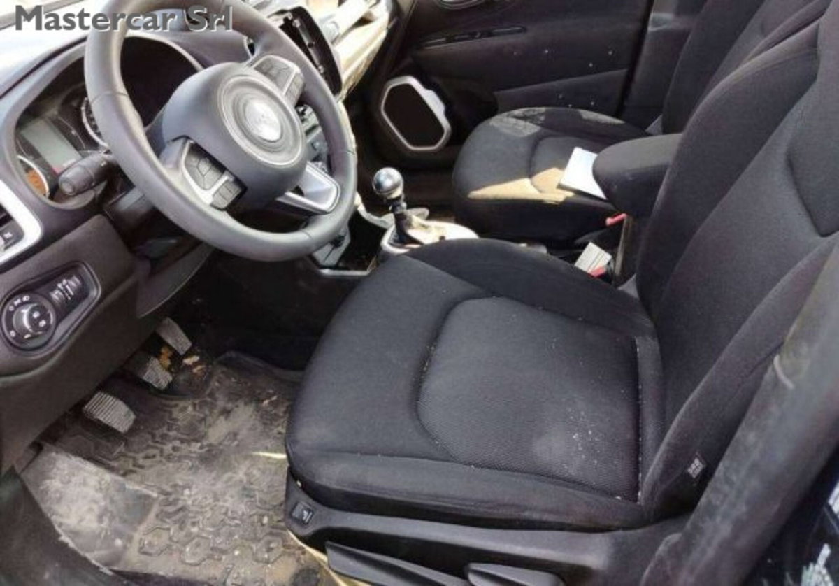 Jeep Renegade 2.0 Mjt 140CV 4WD Active Drive Longitude (3)