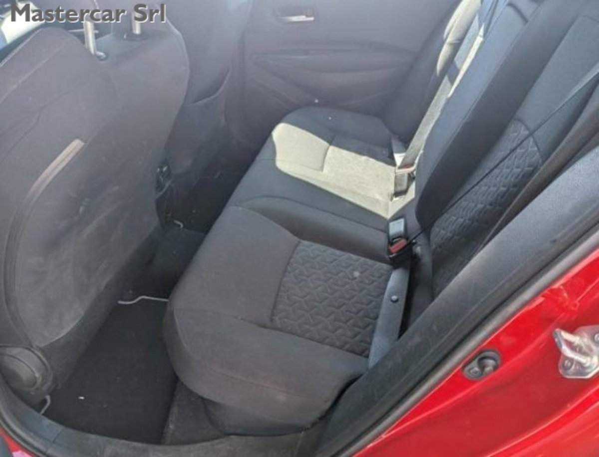 Toyota Corolla Touring Sports 1.8h GR Sport auto (9)