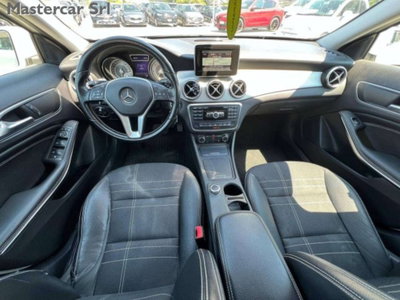Mercedes-Benz GLA SUV 220 CDI Automatic 4Matic Sport (11)