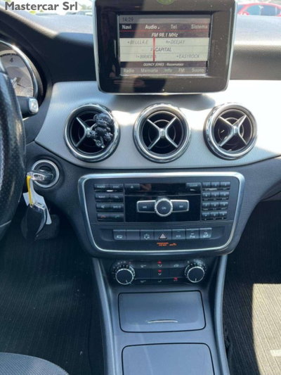Mercedes-Benz GLA SUV 220 CDI Automatic 4Matic Sport (14)