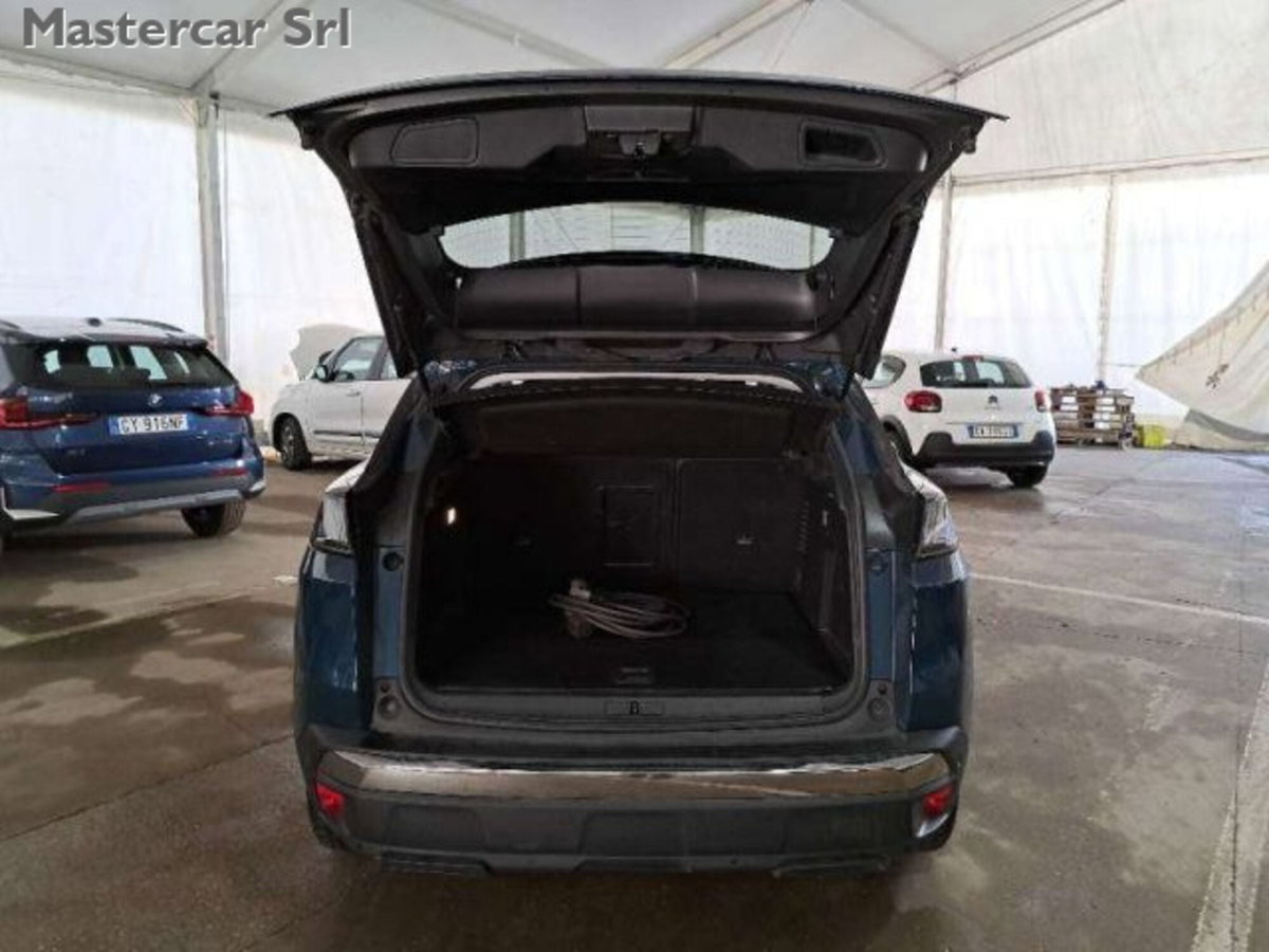Peugeot 3008 Hybrid 225 e-EAT8 Allure (6)
