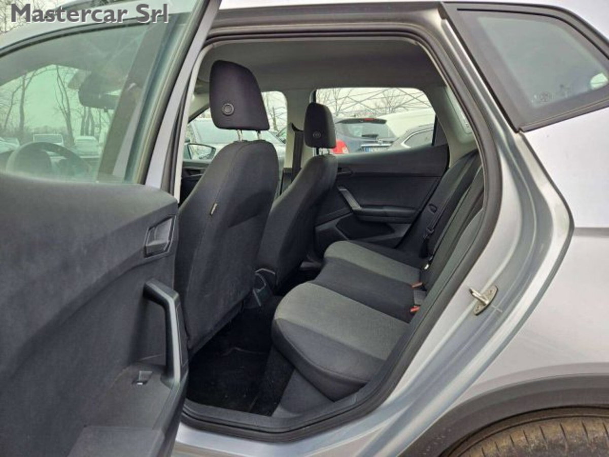 SEAT Arona 1.0 ecotsi 95cv (14)