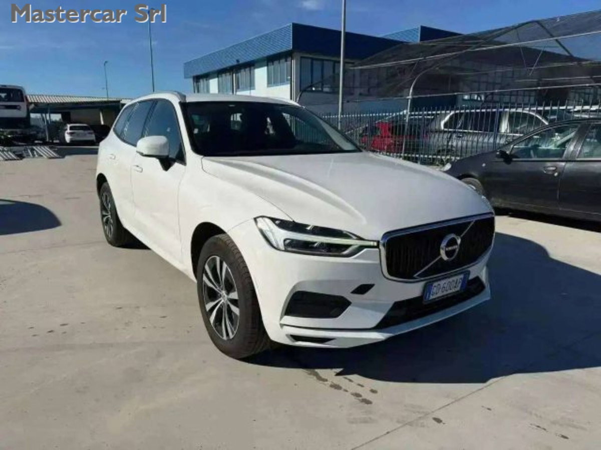 Volvo XC60 2.0 b4 Essential auto (3)