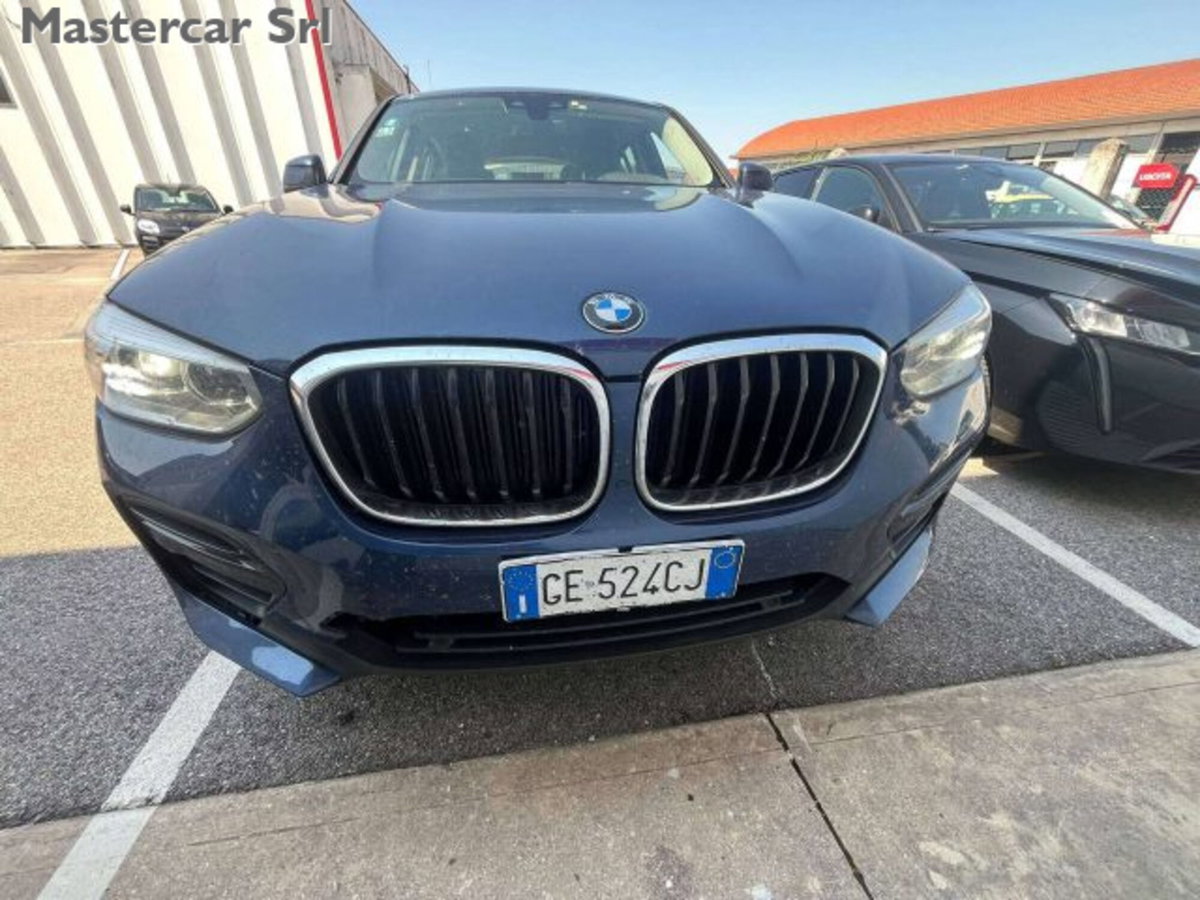 BMW X4 xDrive30d 48V Business Advantage (6)