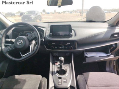 Nissan Qashqai 1.3 mhev Acenta 2wd 140cv (11)