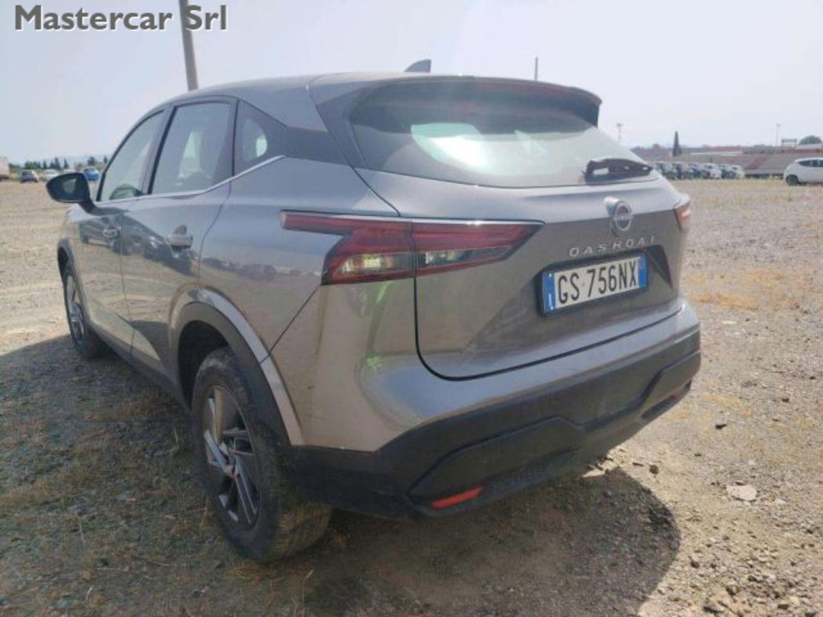 Nissan Qashqai 1.3 mhev Acenta 2wd 140cv (3)