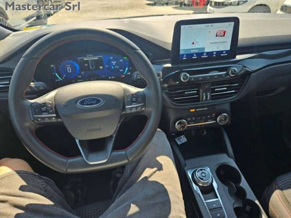 Ford Kuga 2.5 Plug In Hybrid 225 CV CVT 2WD ST-Line (14)