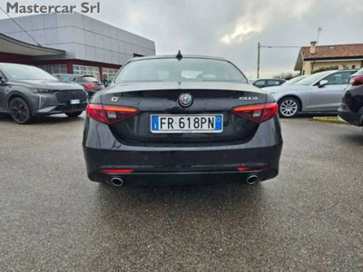 Alfa Romeo Giulia 2.2 Turbodiesel 180 CV AT8 AWD Q4 Super (7)