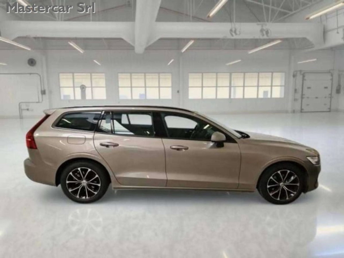 Volvo V60 D3 Momentum Business (5)