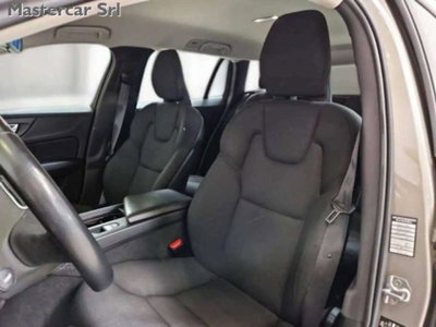 Volvo V60 D3 Momentum Business (7)