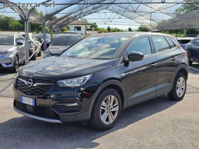 Opel Grandland X 1.5 diesel Ecotec Start&Stop Elegance (2)