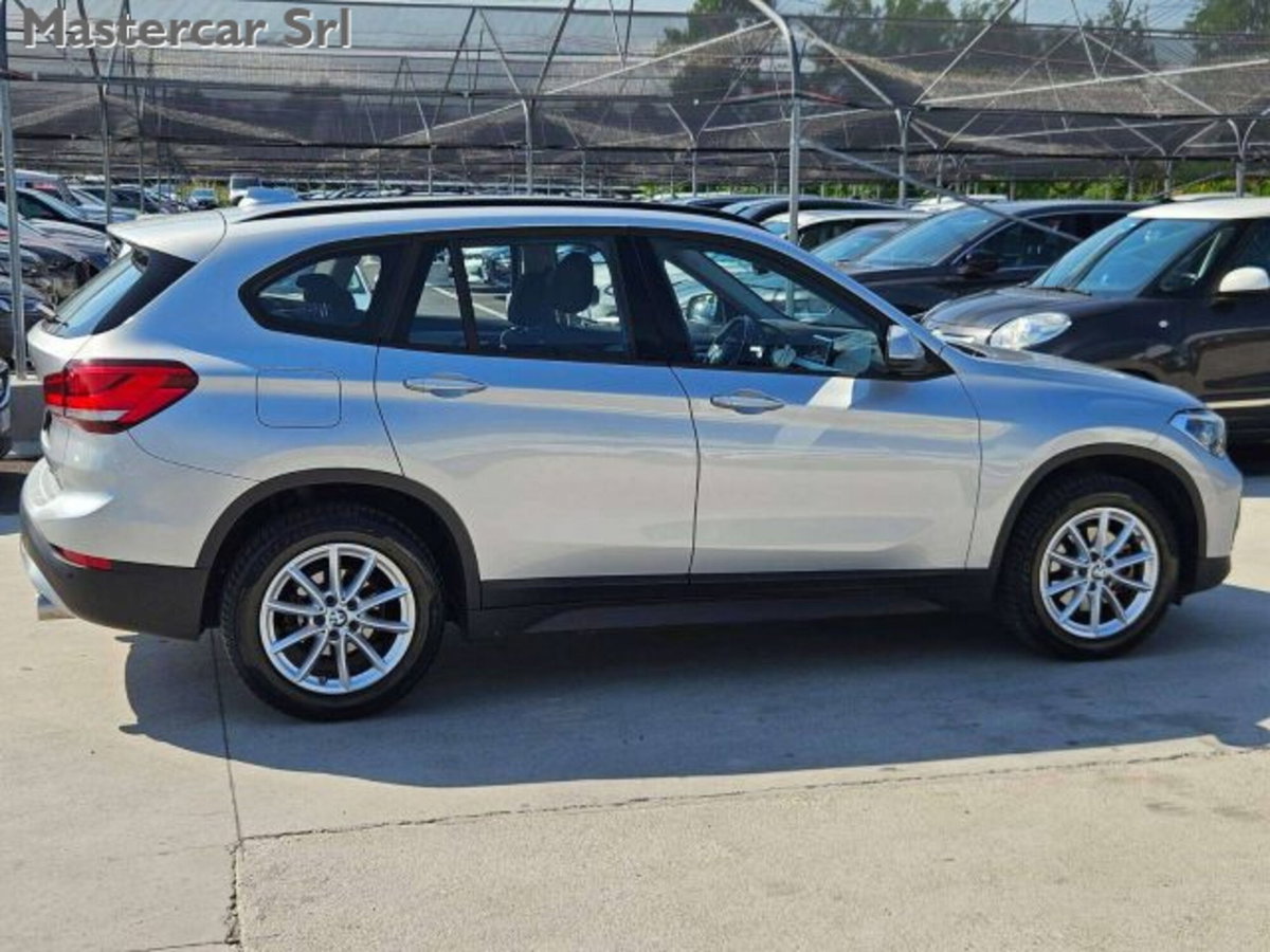 BMW X1 sDrive 18d Msport (4)