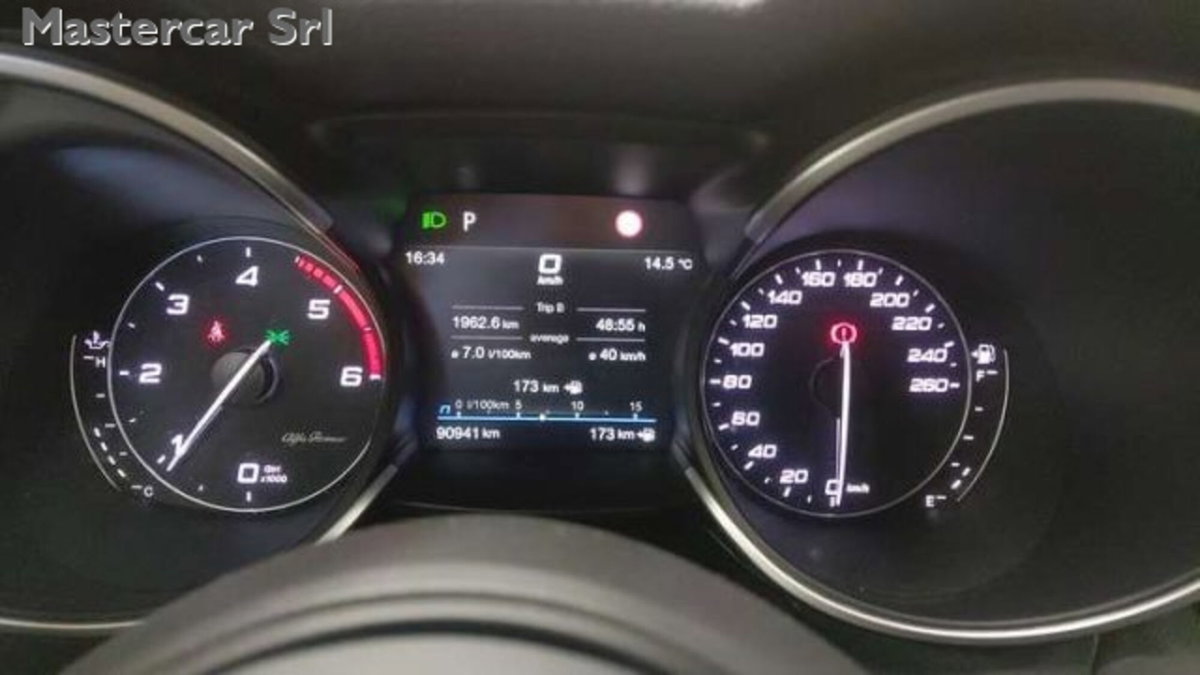 Alfa Romeo Stelvio Stelvio 2.2 Turbodiesel 160 CV AT8 RWD Sprint (13)