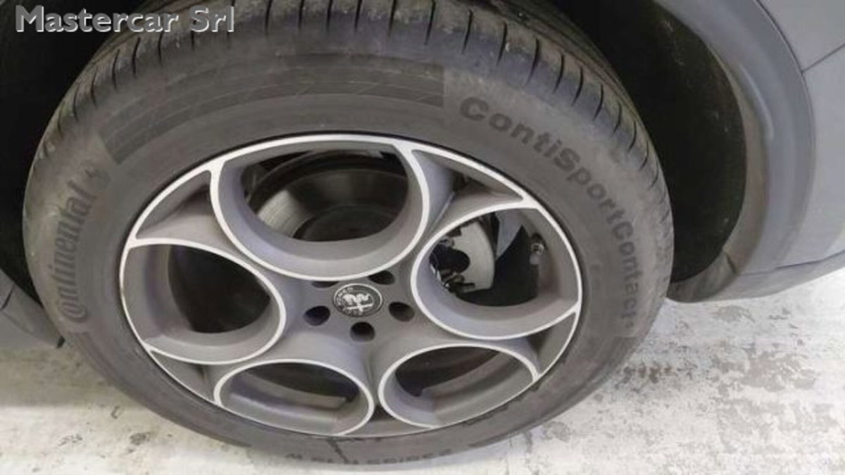 Alfa Romeo Stelvio Stelvio 2.2 Turbodiesel 160 CV AT8 RWD Sprint (14)
