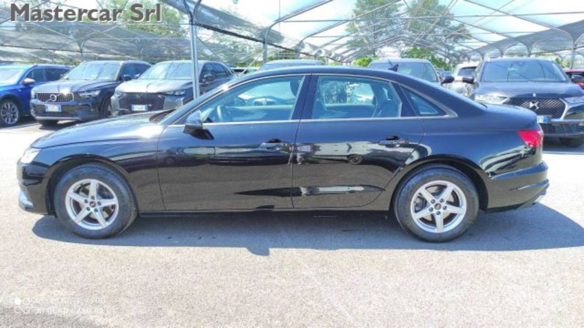 Audi A4 30 2.0 tdi mhev Business Advanced 136cv s-tronic (3)