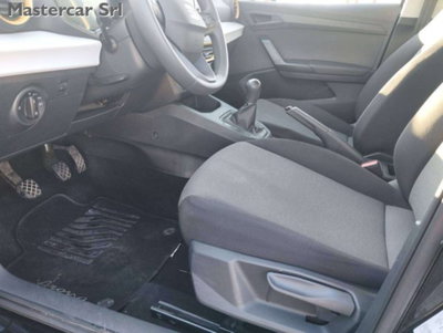 SEAT Arona 1.0 ecotsi 95cv (11)