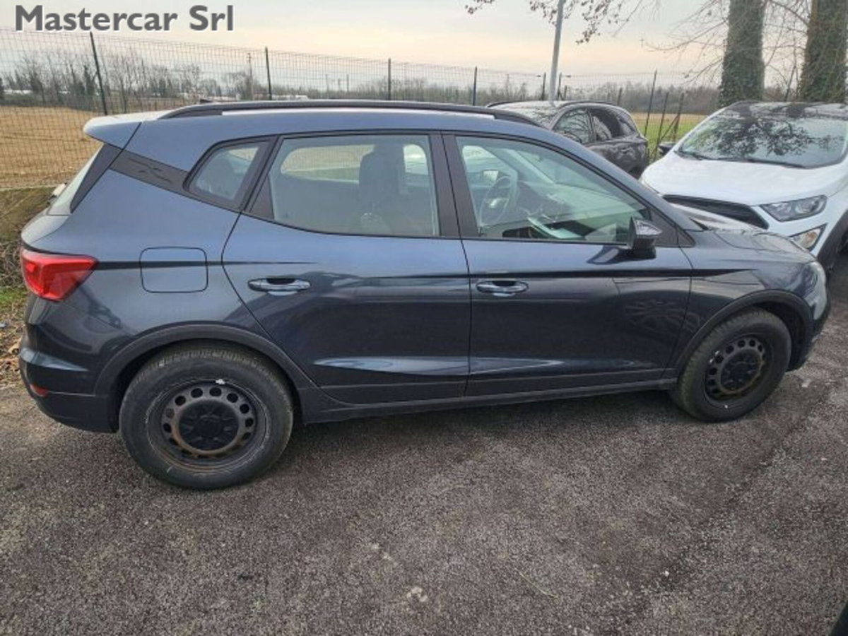 SEAT Arona 1.0 ecotsi 95cv (7)