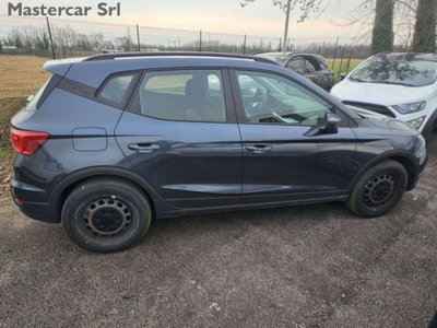 SEAT Arona 1.0 ecotsi 95cv (7)