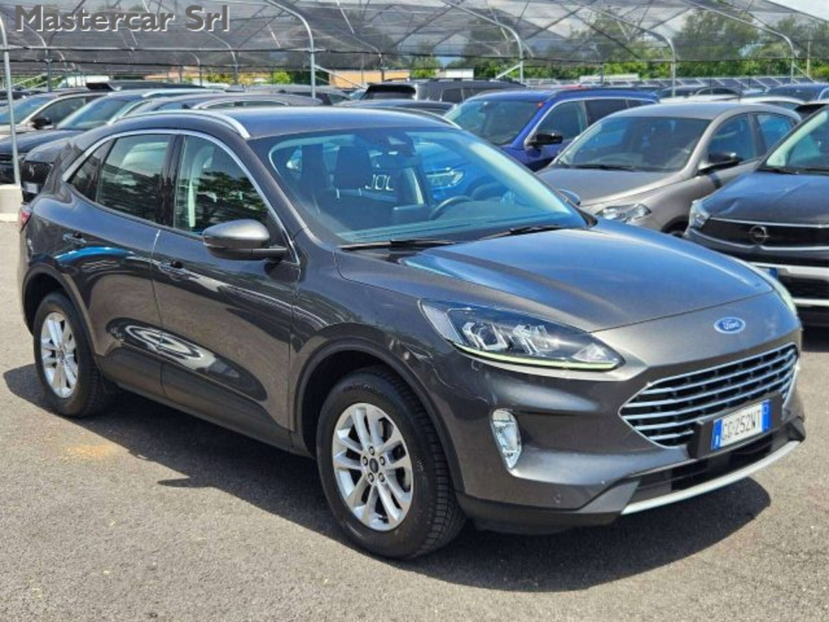 Ford Kuga 2.0 EcoBlue Hybrid 150 CV 2WD Titanium (3)