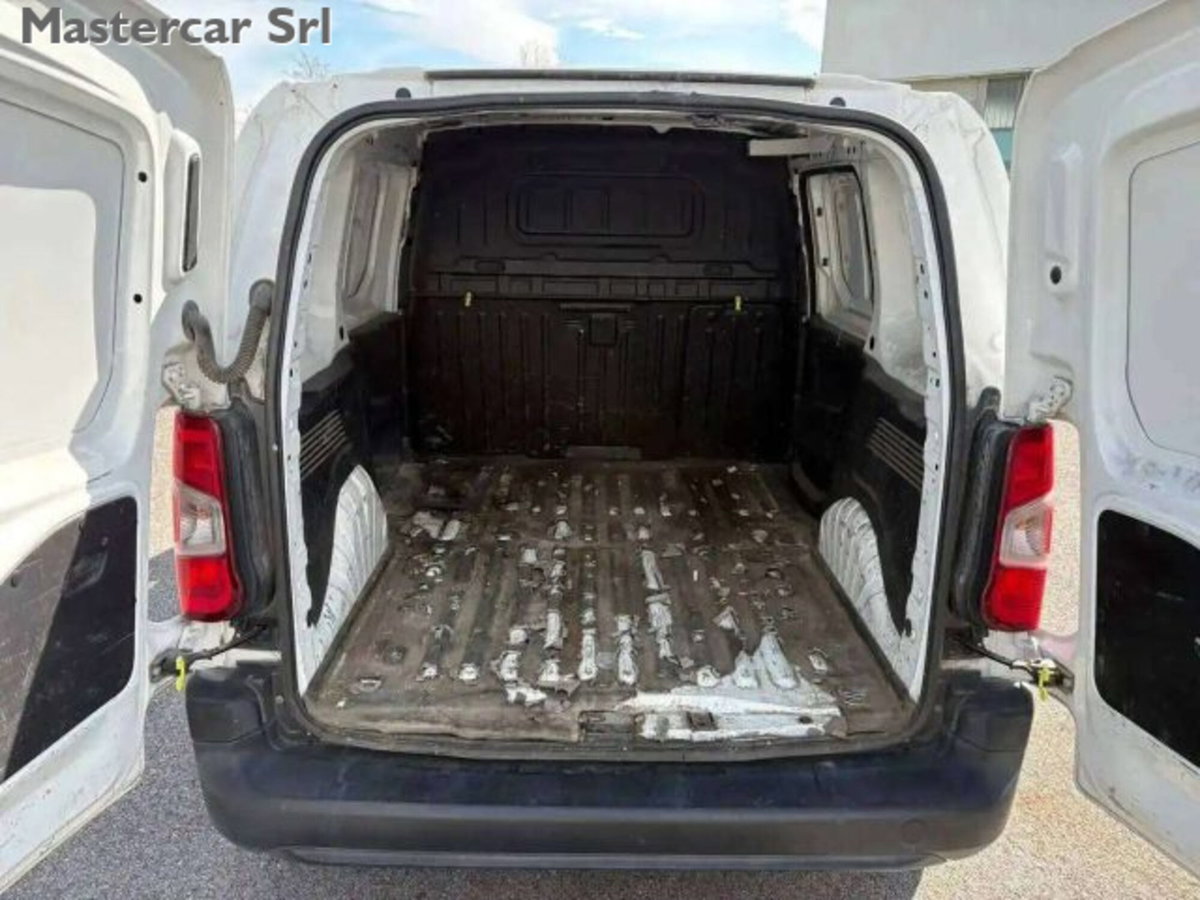 Peugeot Partner Furgone BlueHDi 130 EAT8 S&S PC 1000Kg Furgone Premium (12)