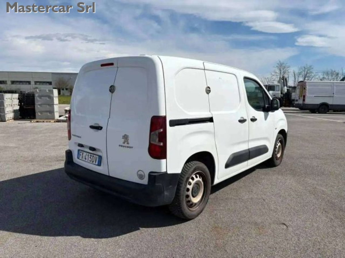 Peugeot Partner Furgone BlueHDi 130 EAT8 S&S PC 1000Kg Furgone Premium (8)