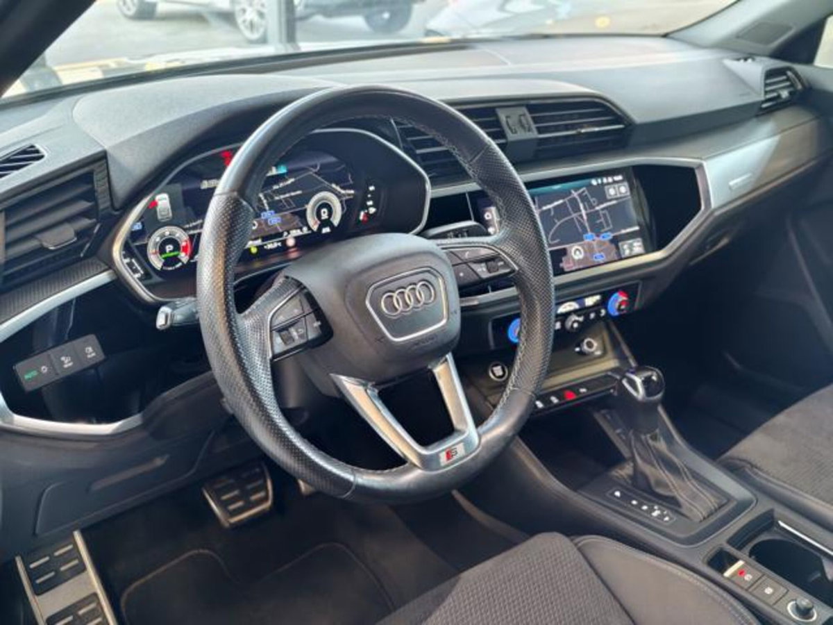 Audi Q3 Sportback 35 TDI quattro S tronic S line edition (9)