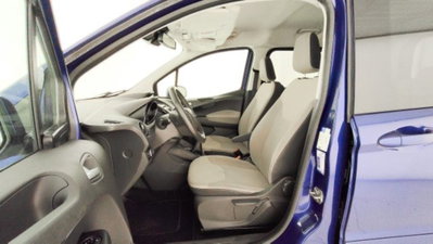 Ford Tourneo Courier 1.5 TDCI 75 CV Titanium (14)