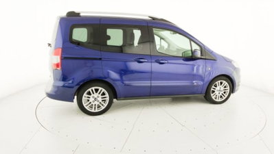 Ford Tourneo Courier 1.5 TDCI 75 CV Titanium (19)