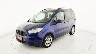 Ford Tourneo Courier 1.5 TDCI 75 CV Titanium (3)