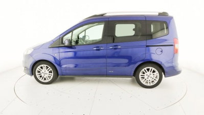 Ford Tourneo Courier 1.5 TDCI 75 CV Titanium (4)