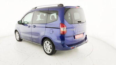 Ford Tourneo Courier 1.5 TDCI 75 CV Titanium (5)