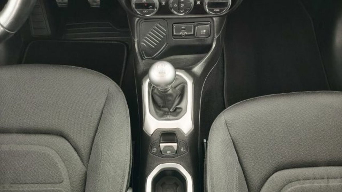 Jeep Renegade 1.6 Mjt 120 CV Limited (13)