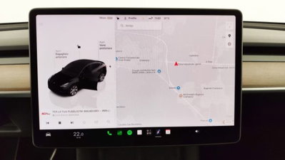 Tesla Model Y Long Range awd (10)