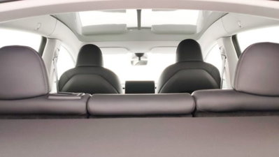 Tesla Model Y Long Range awd (12)