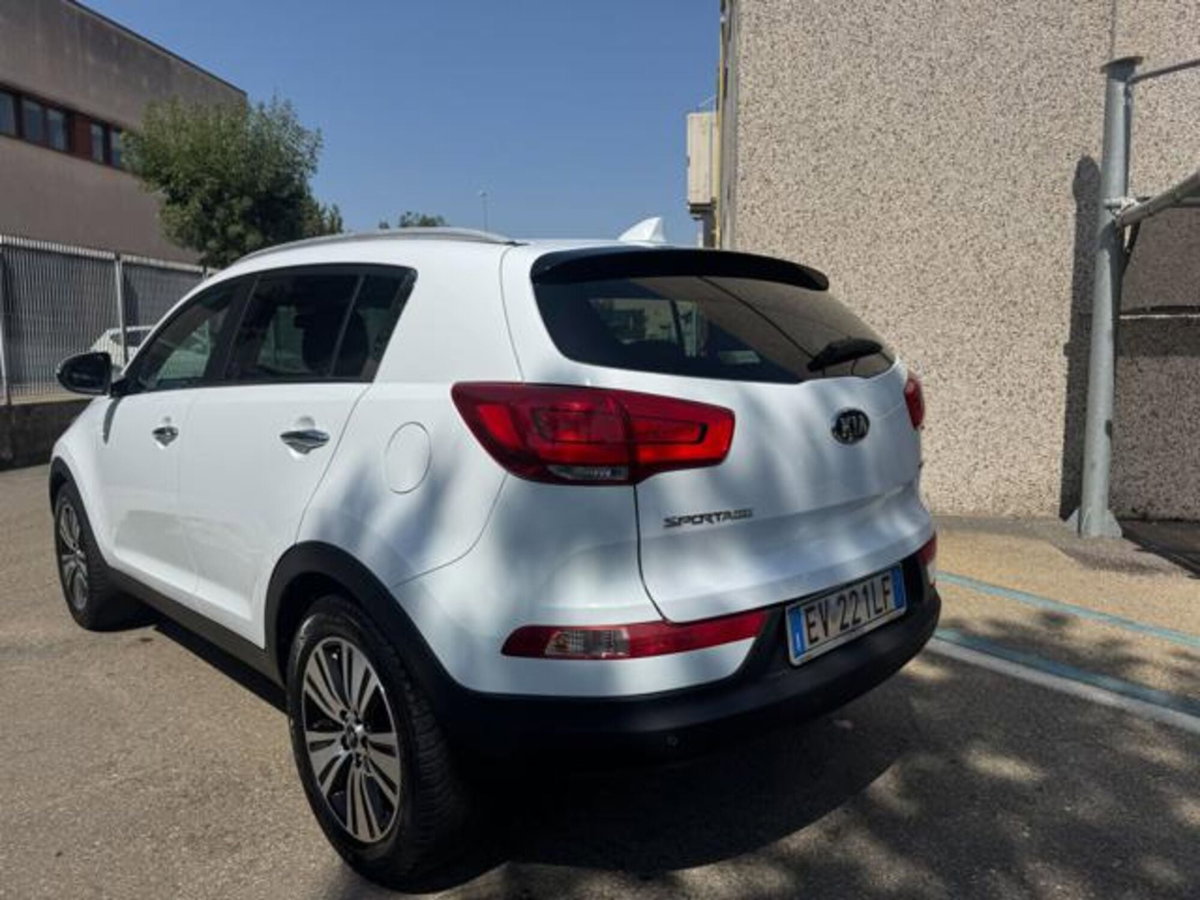 Kia Sportage 1.7 CRDI VGT 2WD Class (4)