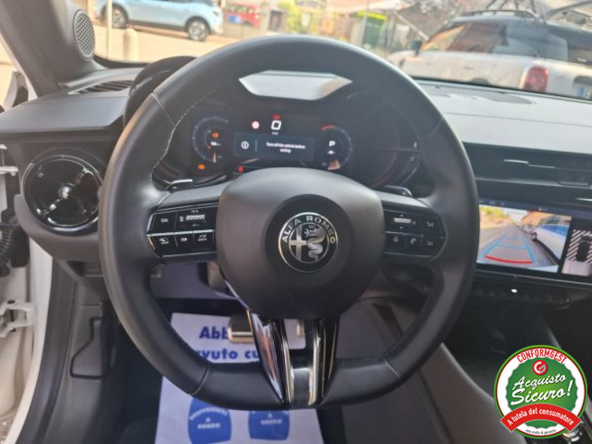 Alfa Romeo Junior elettrica Speciale 156cv (12)