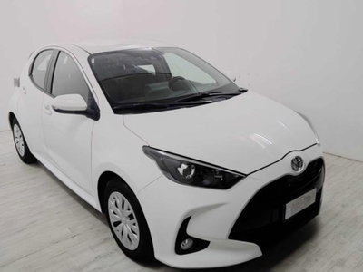 Toyota Yaris 1.0 5 porte Trend (2)