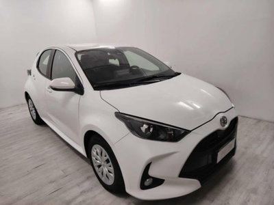 Toyota Yaris 1.0 5 porte Trend (2)